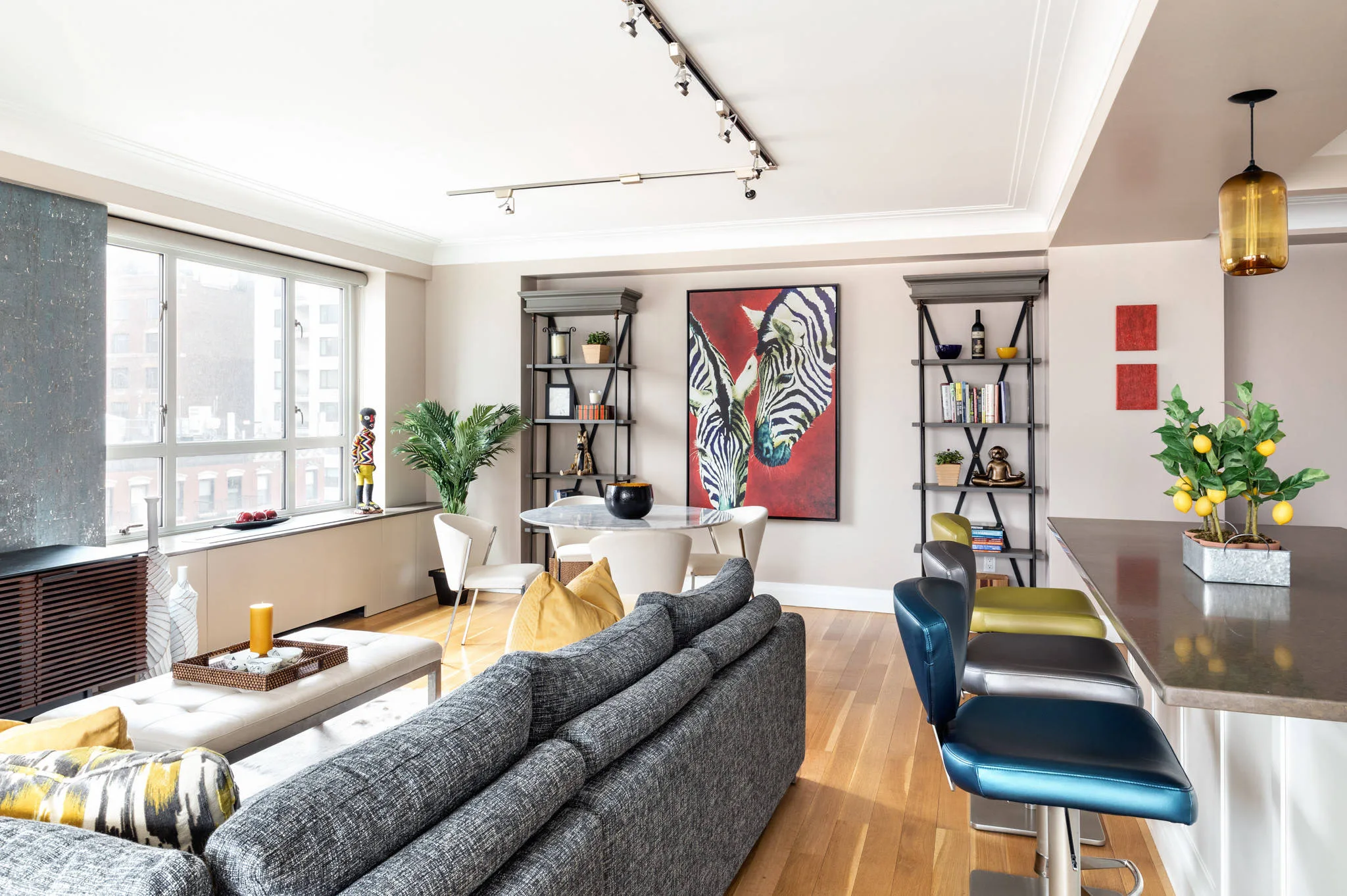 Combined Living & Dining Project 03 - View 3